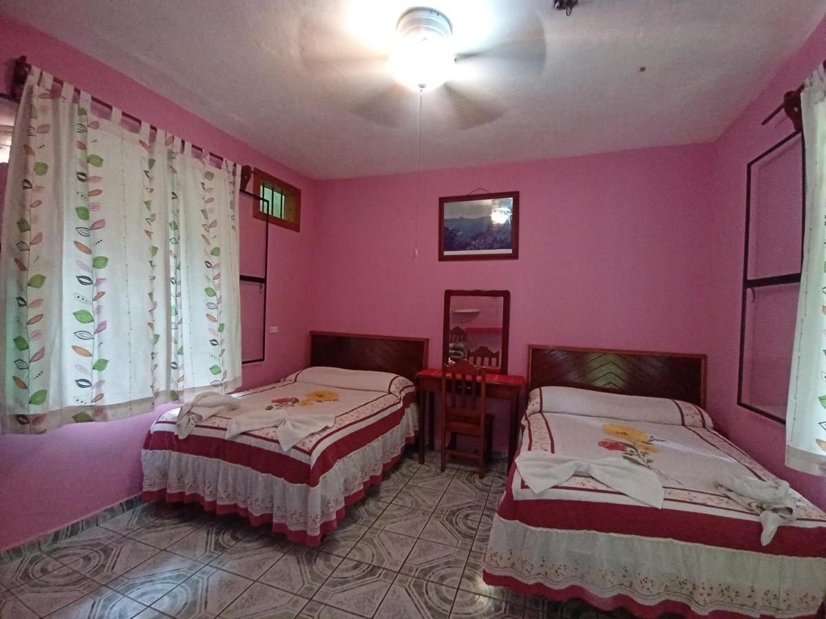 Hotel Cabanas Margarita & Ed Паленке Екстериор снимка